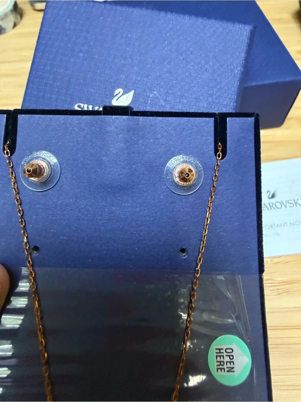Swarovski 18K rose gold Crystal Clover Necklace with Matching Earnings